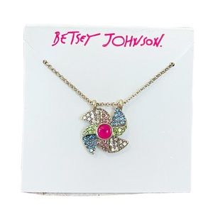 ♥️ Betsey Johnson Pinwheel Necklace